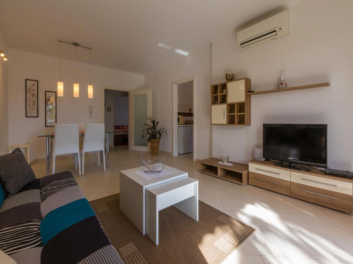 Apartment Villa Sara Dramalj Εξωτερικό φωτογραφία