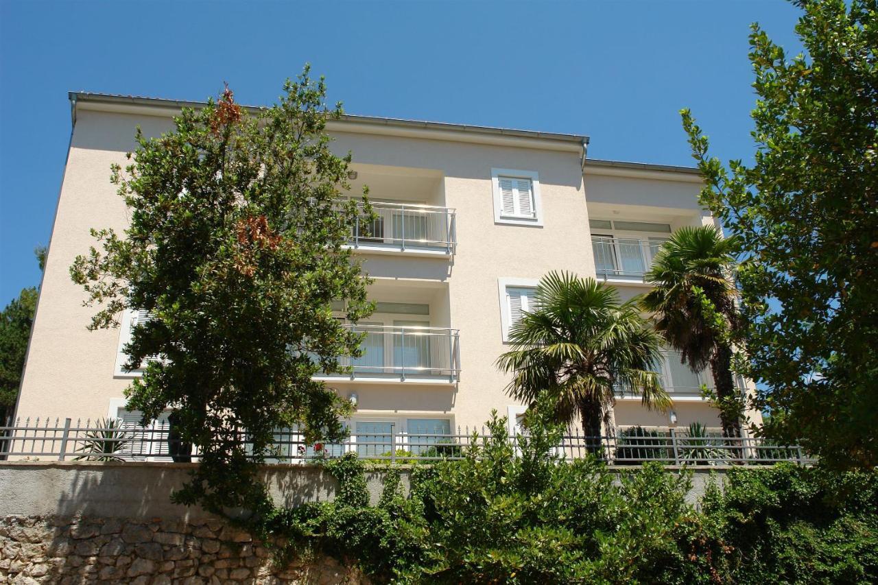 Apartment Villa Sara Dramalj Εξωτερικό φωτογραφία