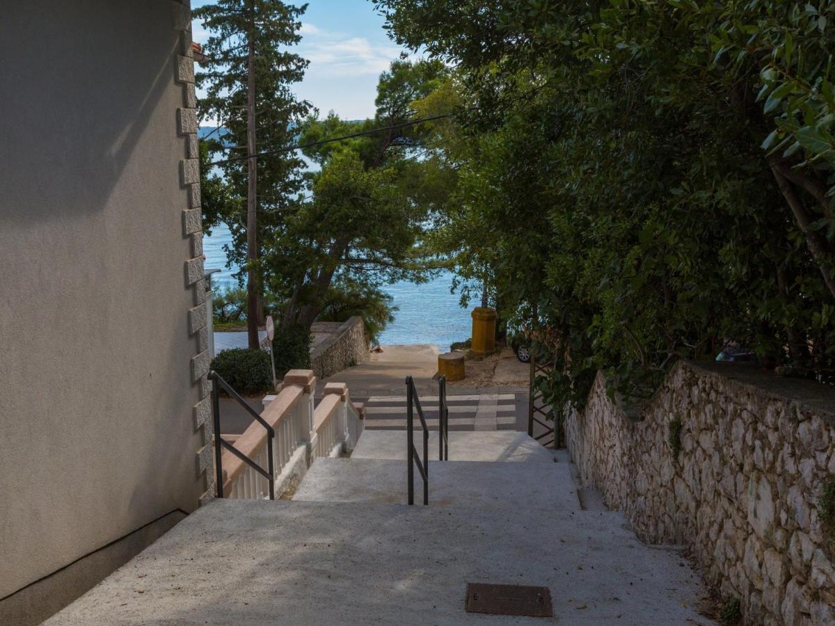 Apartment Villa Sara Dramalj Εξωτερικό φωτογραφία