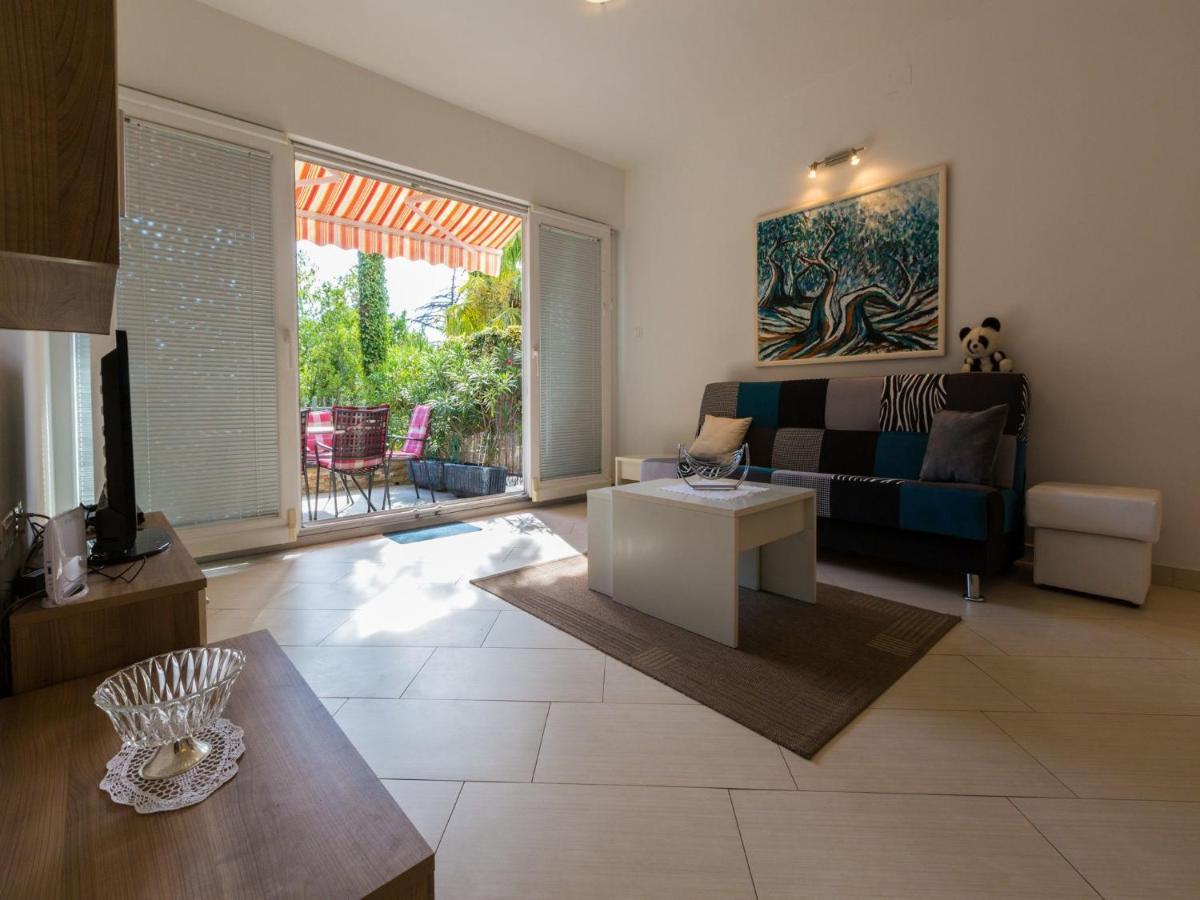 Apartment Villa Sara Dramalj Εξωτερικό φωτογραφία