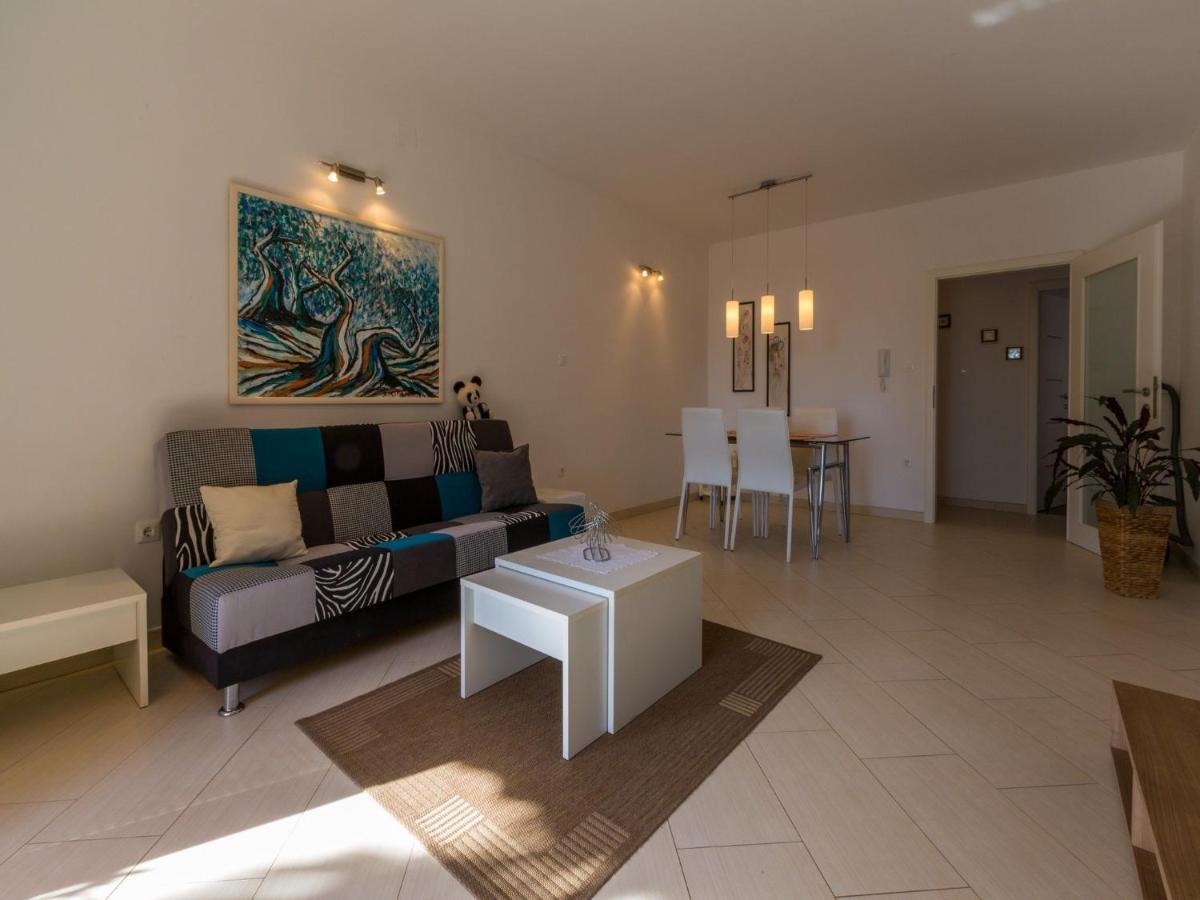 Apartment Villa Sara Dramalj Εξωτερικό φωτογραφία